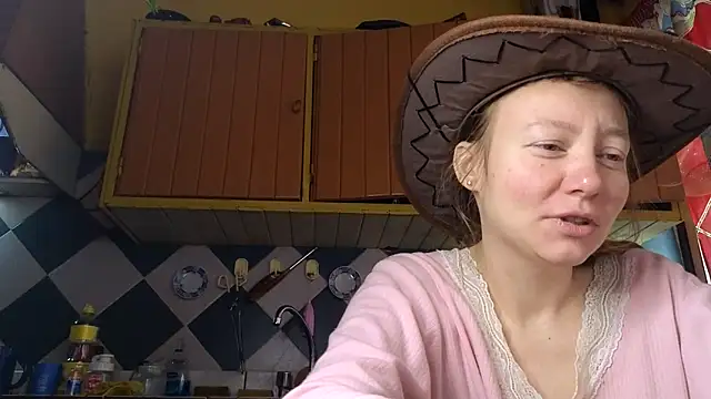 Snapshot of Jony_Marta chatting on December 2025 03:06:01 PM Jony Marta online show from December 2025 03:06:01 PM