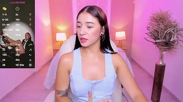 Antonella Grayy online show from December 2025 11:04:02 AM