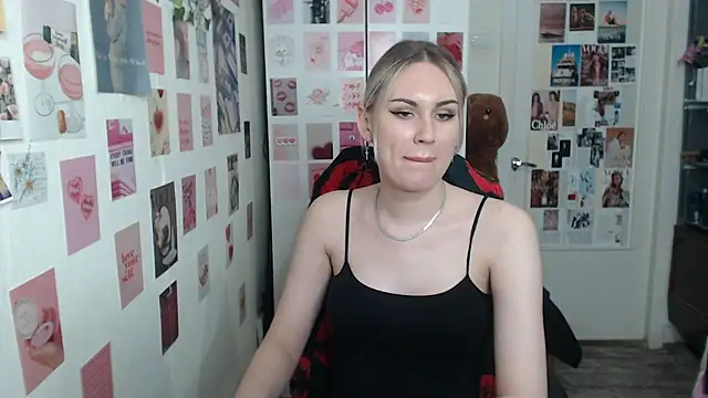 CapriScorpion online show from February 2025 02:13:02 PM