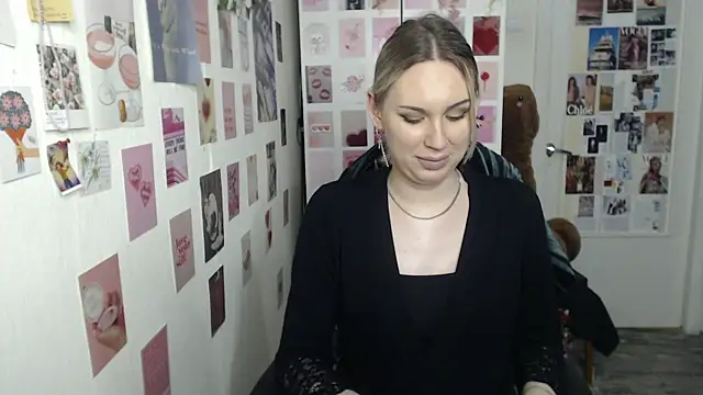 CapriScorpion online show from March 2025 06:19:01 PM