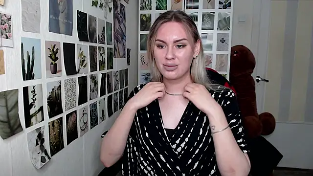 CapriScorpion online show from September 2025 12:37:01 PM