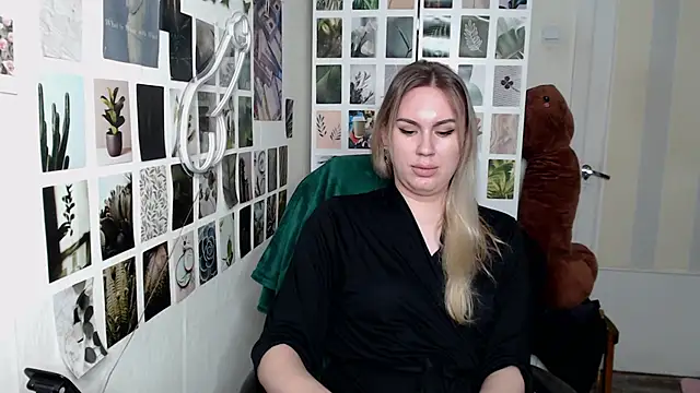 CapriScorpion online show from October 2025 12:11:01 PM