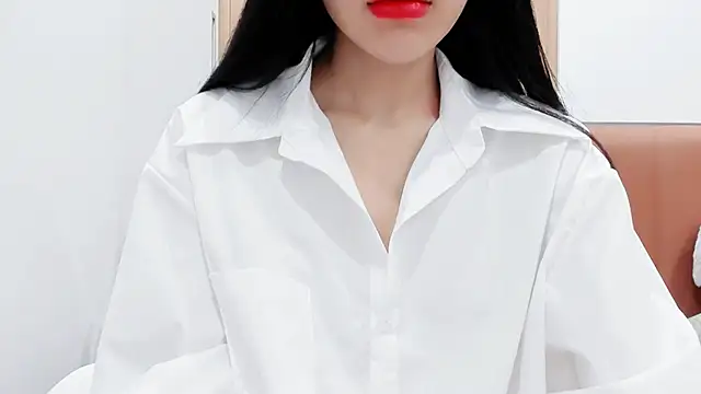 Lita-Julia online show from January 2025 12:04:02 PM