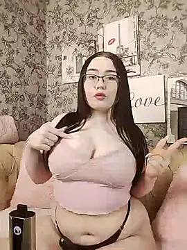 Snapshot of Tina_Walker chatting on December 2024 02:00:02 PM Tina Walker online show from December 2024 02:00:02 PM