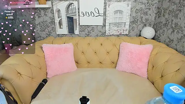 Snapshot of Tina_Walker chatting on January 2025 07:07:01 PM Tina Walker online show from January 2025 07:07:01 PM