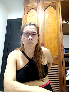 mademonsexy online show from April 2026 08:33:01 PM