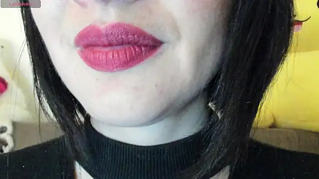 queen fetish online show from March 2025 12:10:02 AM