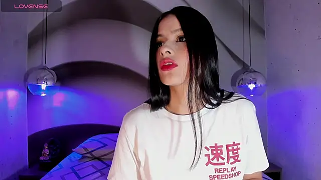 Snapshot of AnneDixie chatting on October 2025 03:07:02 AM AnneDixie online show from October 2025 03:07:02 AM