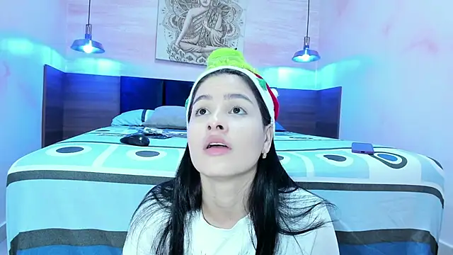 Snapshot of AnneDixie chatting on December 2025 03:11:01 AM AnneDixie online show from December 2025 03:11:01 AM