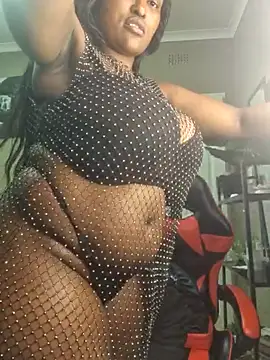 Snapshot of Bustygoddess32 chatting on February 2025 10:21:02 PM Bustygoddess32 online show from February 2025 10:21:02 PM