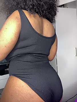 Snapshot of Bustygoddess32 chatting on June 2026 10:52:02 PM Bustygoddess32 online show from June 2026 10:52:02 PM