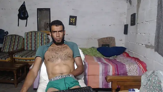 erik alexander online show from December 2025 05:02:01 AM