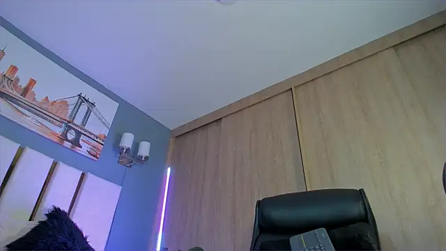 Bambi gurl online show from February 2026 02:12:02 AM