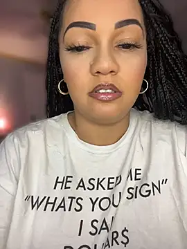 Snapshot of DestineeJayde chatting on April 2026 04:39:02 AM DestineeJayde online show from April 2026 04:39:02 AM