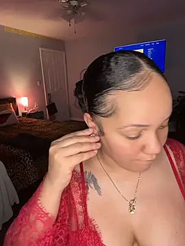 Snapshot of DestineeJayde chatting on April 2026 04:59:02 AM DestineeJayde online show from April 2026 04:59:02 AM