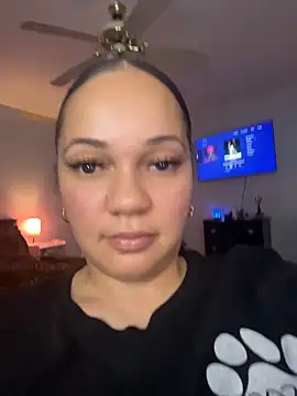 Snapshot of DestineeJayde chatting on May 2026 06:29:02 AM DestineeJayde online show from May 2026 06:29:02 AM
