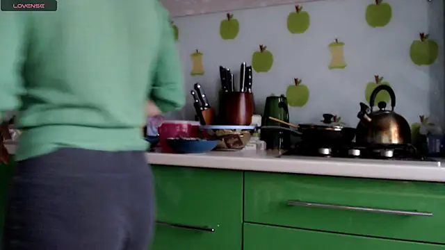 vaders daughter online show from December 2024 09:46:01 AM