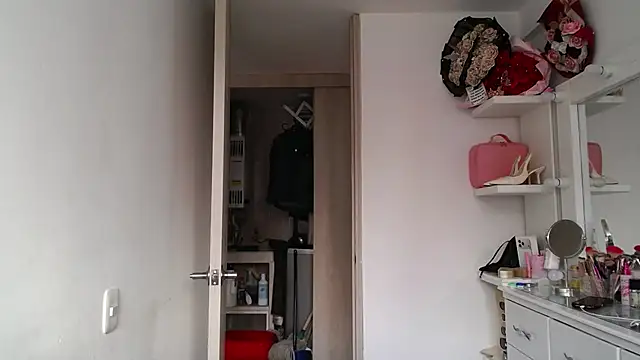 Barbie girl 69 online show from June 2026 12:09:02 PM