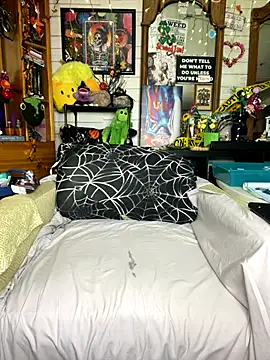 TrenaAnne online show from September 2025 07:52:01 PM