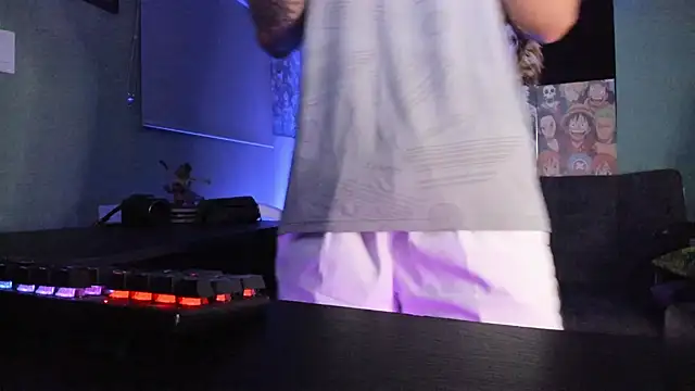 Snapshot of Sisoyalejo420 chatting on February 2026 03:18:01 AM Sisoyalejo420 online show from February 2026 03:18:01 AM