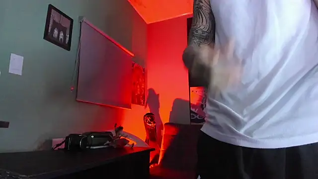 Snapshot of Sisoyalejo420 chatting on April 2026 01:39:01 AM Sisoyalejo420 online show from April 2026 01:39:01 AM