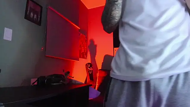 Snapshot of Sisoyalejo420 chatting on April 2026 03:59:02 AM Sisoyalejo420 online show from April 2026 03:59:02 AM