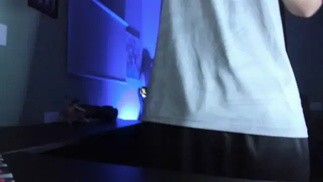 Snapshot of Sisoyalejo420 chatting on April 2026 01:33:01 AM Sisoyalejo420 online show from April 2026 01:33:01 AM