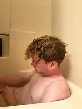 CreamyAustin online show from October 2025 04:50:01 PM