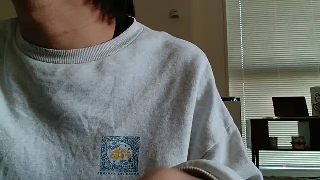 Snapshot of POCARI_SWEAT chatting on April 2026 04:32:02 AM POCARI SWEAT online show from April 2026 04:32:02 AM