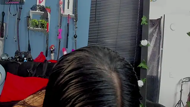 Snapshot of Alaia_Asuka chatting on January 2025 05:32:01 PM Alaia Asuka online show from January 2025 05:32:01 PM