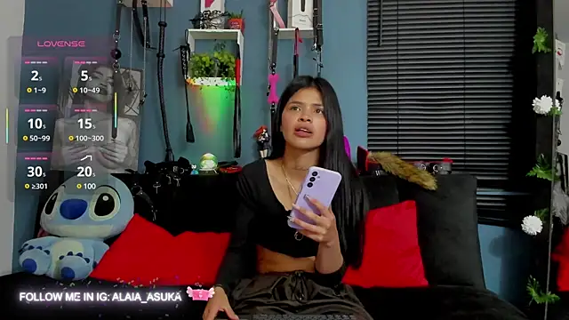 Snapshot of Alaia_Asuka chatting on January 2025 11:43:02 PM Alaia Asuka online show from January 2025 11:43:02 PM