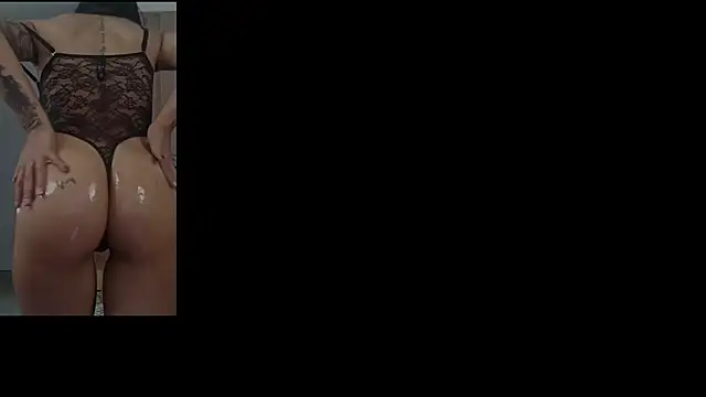 Alaia Asuka online show from October 2025 04:24:02 PM