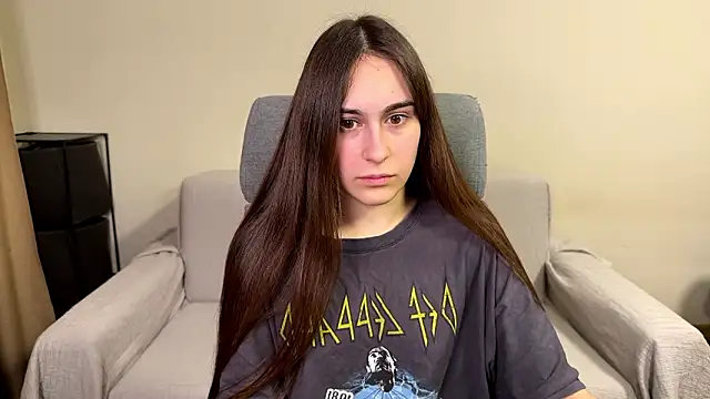 AliceKolltt online show from March 2026 08:50:01 PM