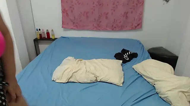 Snapshot of Selena_sweett chatting on October 2025 04:09:01 AM Selena sweett online show from October 2025 04:09:01 AM