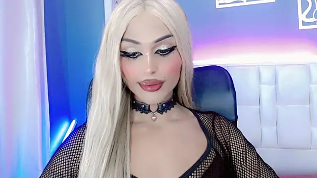 Snapshot of amal_baddell chatting on January 2025 05:30:01 AM amal baddell online show from January 2025 05:30:01 AM