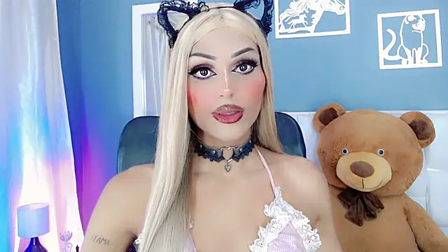 Snapshot of amal_baddell chatting on February 2025 03:54:02 AM amal baddell online show from February 2025 03:54:02 AM