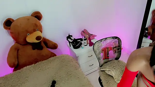 Snapshot of amal_baddell chatting on September 2025 05:29:01 AM amal baddell online show from September 2025 05:29:01 AM