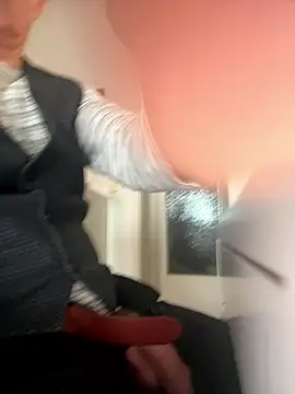 Snapshot of Frank22xx chatting on January 2026 12:54:01 PM Frank22xx online show from January 2026 12:54:01 PM