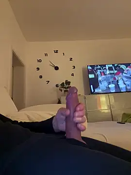 Snapshot of Frank22xx chatting on April 2026 07:55:02 PM Frank22xx online show from April 2026 07:55:02 PM