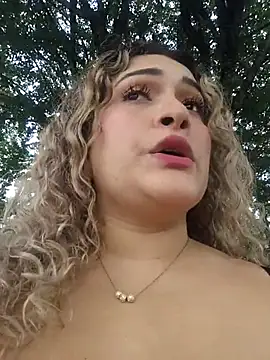 Snapshot of Sara_smiiith211 chatting on April 2026 09:07:02 PM Sara smiiith211 online show from April 2026 09:07:02 PM