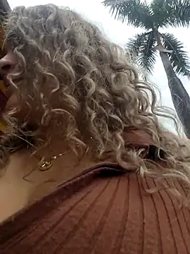 Snapshot of Sara_smiiith211 chatting on April 2026 07:07:02 PM Sara smiiith211 online show from April 2026 07:07:02 PM