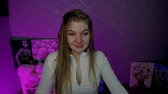 lily williamss online show from May 2026 11:45:02 PM