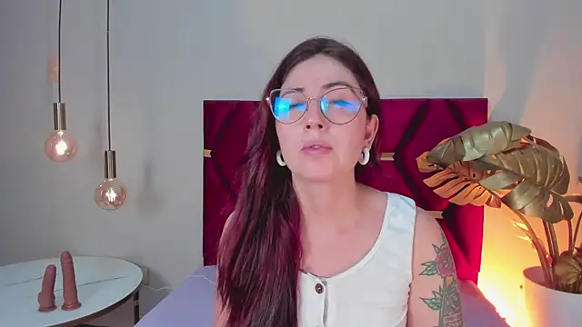 Emilywatsonn online show from March 2025 12:33:02 AM