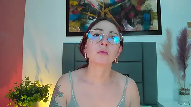 Emilywatsonn online show from September 2025 02:16:02 PM