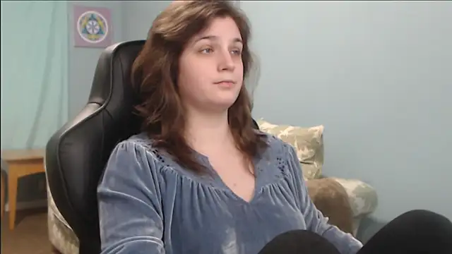 TreeJeanne online show from January 2025 04:06:01 PM