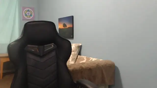 TreeJeanne online show from March 2025 09:18:02 PM