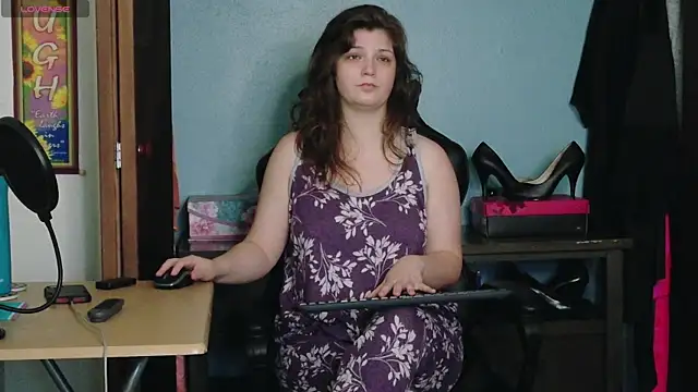 TreeJeanne online show from October 2025 11:02:01 PM