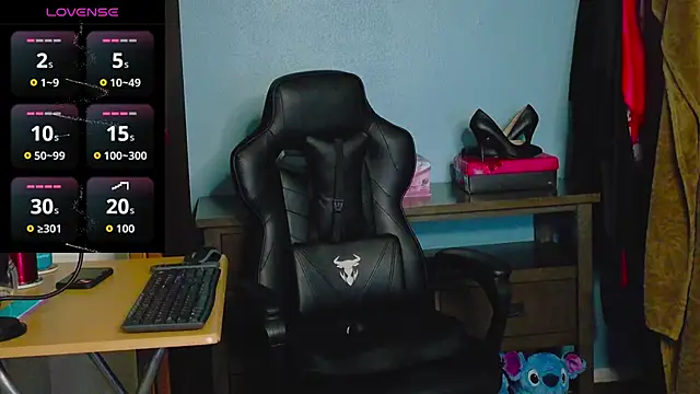 TreeJeanne online show from December 2025 02:45:02 PM