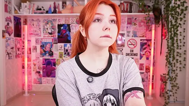 Snapshot of hannah_lourens chatting on April 2026 11:17:01 AM hannah lourens online show from April 2026 11:17:01 AM