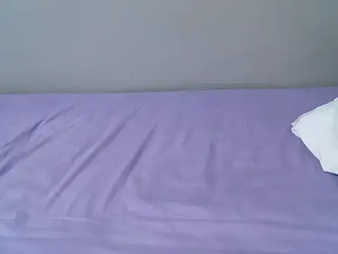 Snapshot of femaqueen chatting on November 2025 08:31:01 PM femaqueen online show from November 2025 08:31:01 PM